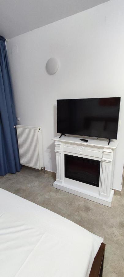 Jacuzzi Belle View Sinaia-Free Parking Apartment Bagian luar foto
