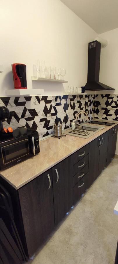 Jacuzzi Belle View Sinaia-Free Parking Apartment Bagian luar foto