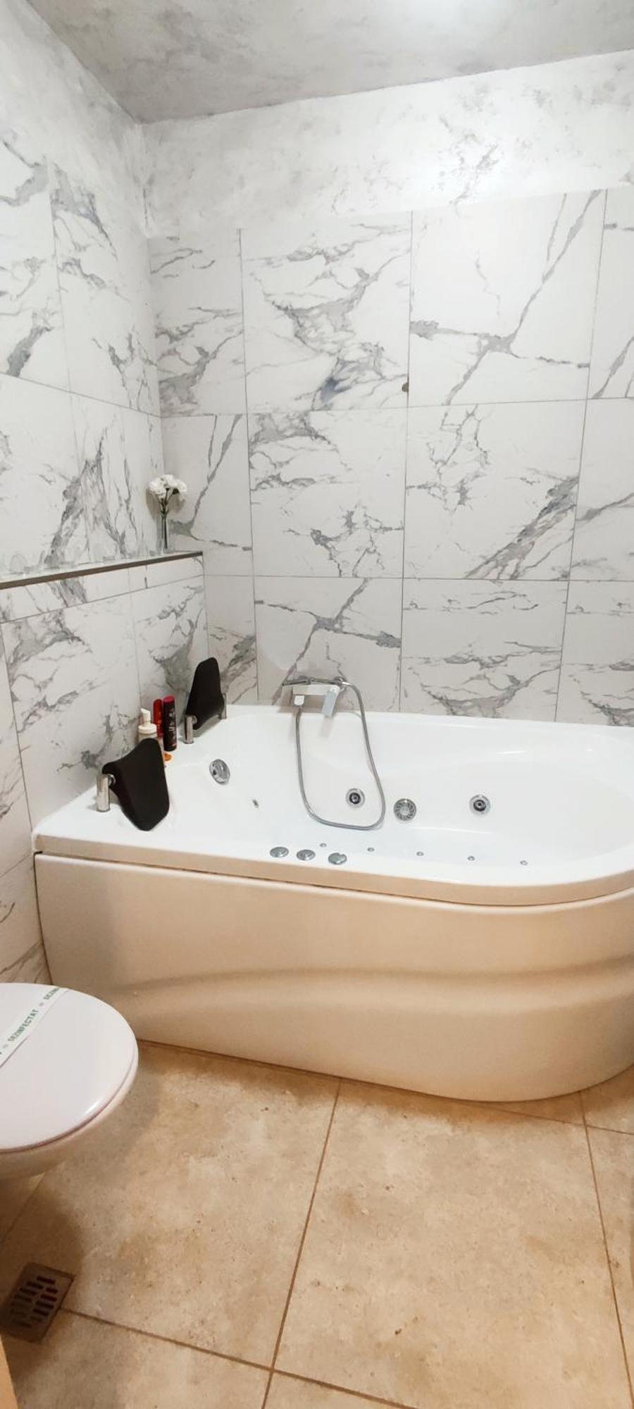 Jacuzzi Belle View Sinaia-Free Parking Apartment Bagian luar foto